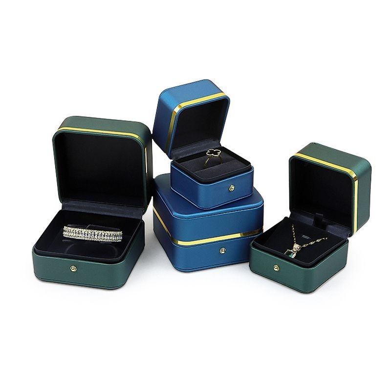 PU Material Jewelry Packaging Box For Rings Earrings Bracelets And Necklaces 0.300kg