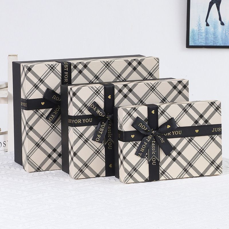 Ribbon Bow Tie Gift Box Packaging Lid And Base Luxury Gift Paper Packaging Boxes