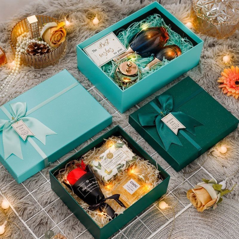 Two-Sided Printing Rigid Cardboard Paper Packaging Carton Box for Luxury Apparel and Shoes