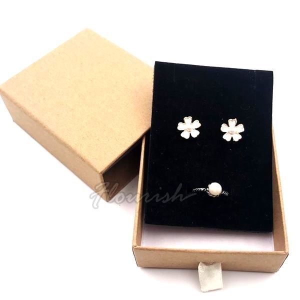 Middle Kraft Paper Jewelry Boxes Cardboard / Paperboard Gift Box Multiple Color And Size