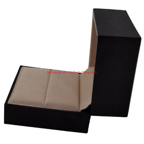 Clamshell Design Elegant Green Color Rigid Cardboard Proposal Ring Gift Box in CDR/EPS/JPG/TIF Format