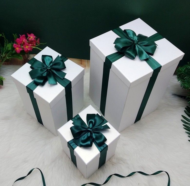 Cosmetic Beauty Products Lid And Base Box Rigid Paper Custom Folding Carton Boxes