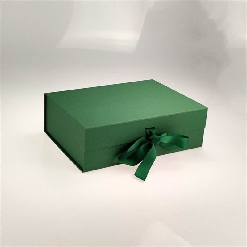 Folding Magnetic Cardboard Paper Gift Box With Ribbon Handle For Jewelry Cuttery Flatware