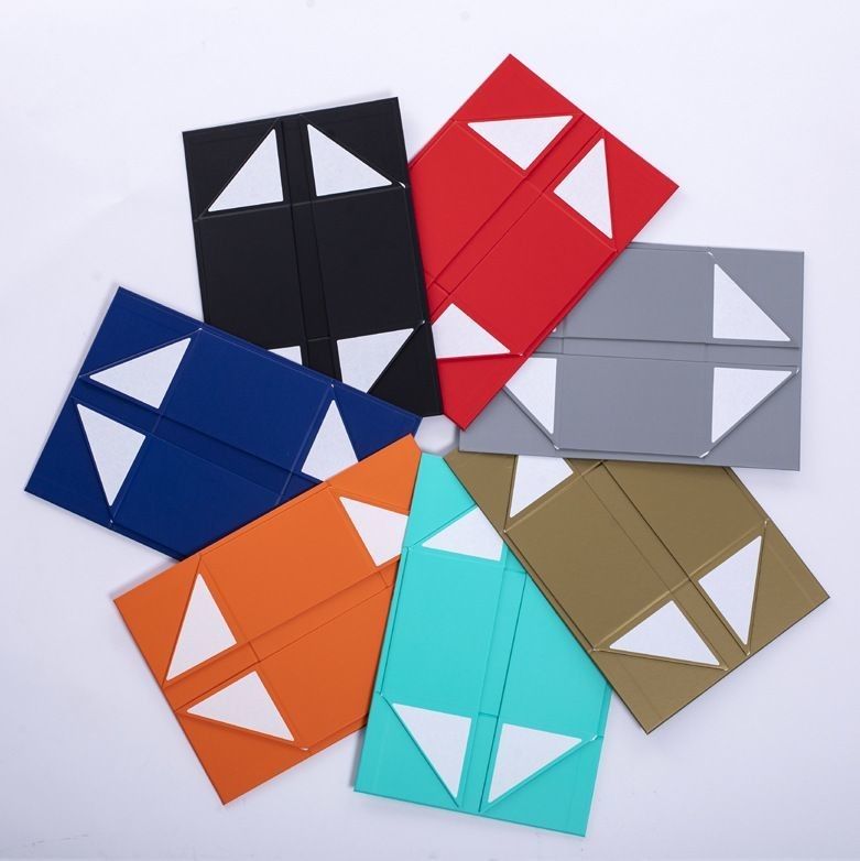 Folding Magnetic Cardboard Paper Gift Box With Ribbon Handle For Jewelry Cuttery Flatware